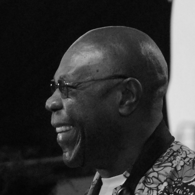 Manu Dibango au 20e Festival de Thau en 2010 Manu Dibango au 20e Festival de Thau en 2010
